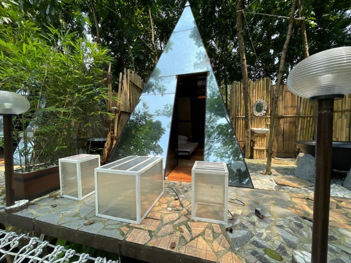 Floating Sanctuary Resort Powered By Cocotel Bulacan Buitenkant foto