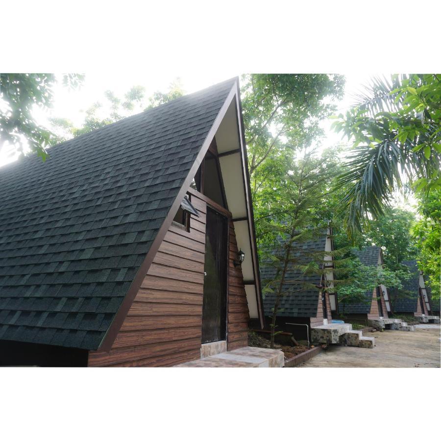 Floating Sanctuary Resort Powered By Cocotel Bulacan Buitenkant foto