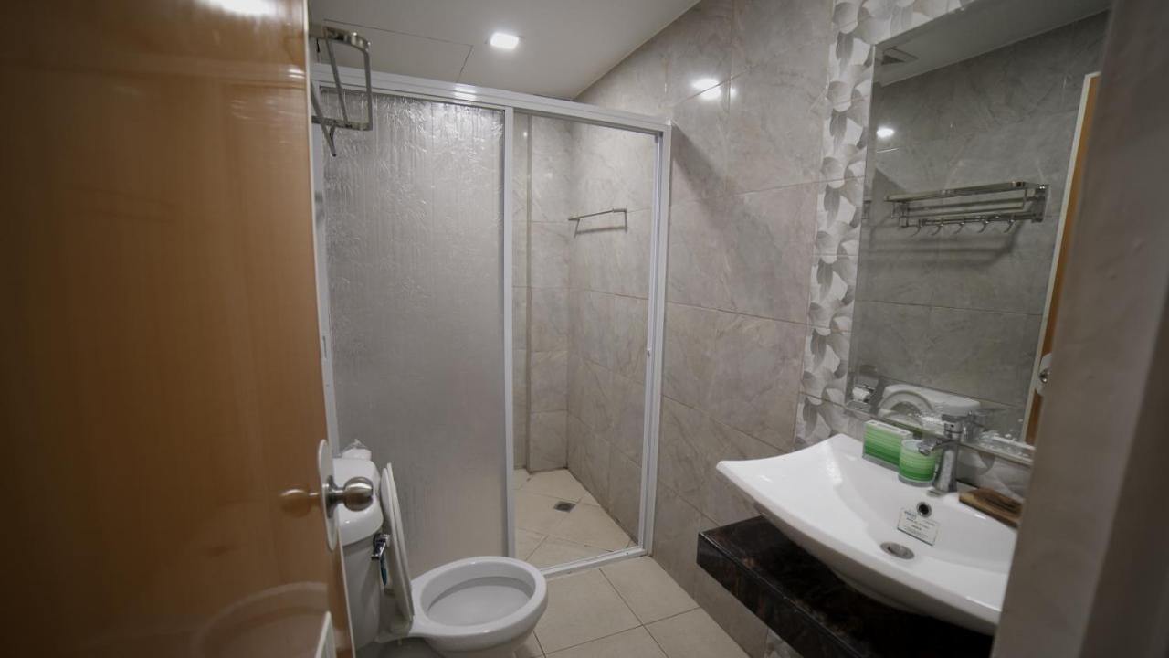 Floating Sanctuary Resort Powered By Cocotel Bulacan Kamer foto